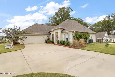 152 Shore View Dr, Madison, MS 39110 photo 2