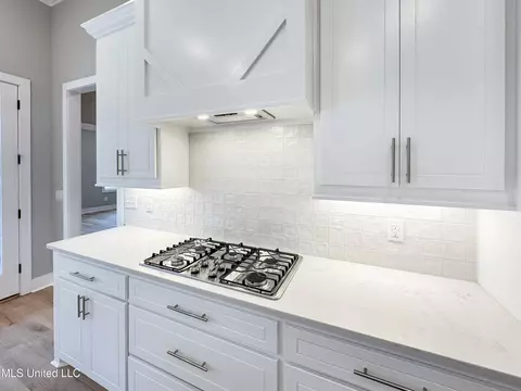 Kitchen - 998 Mullican Rd, Florence, MS 39073 photo 4 of 5