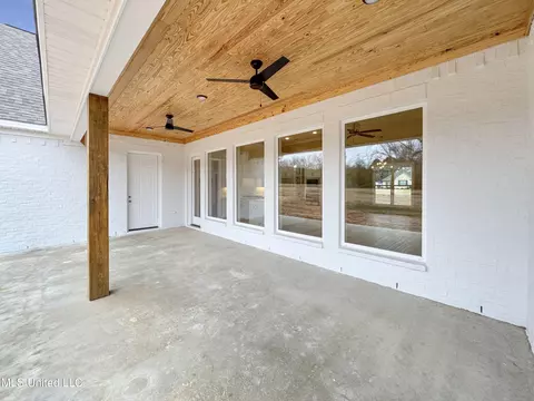 Exterior - 998 Mullican Rd, Florence, MS 39073 photo 6 of 7
