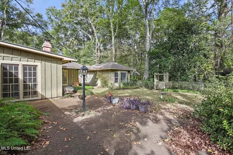 860 Timberlain Dr, Jackson, MS 39211 photo 37