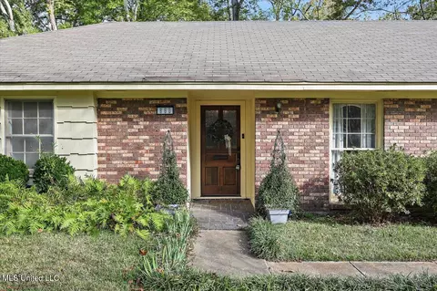 860 Timberlain Dr, Jackson, MS 39211 photo 6