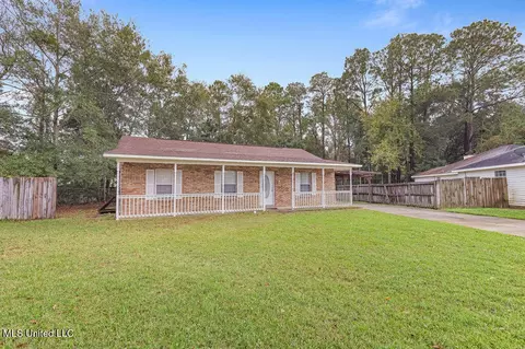 4 Michael Ct, Long Beach, MS 39560