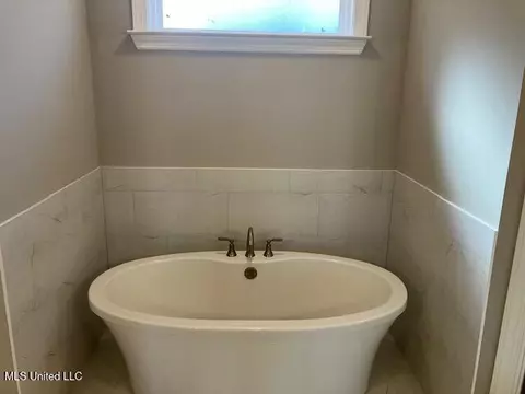 Other - 1721 Baisley Dr, Nesbit, MS 38651 photo 4 of 6