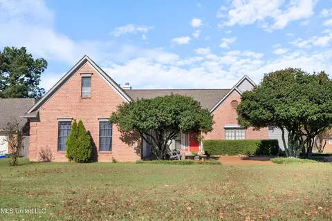1081 Augusta Dr, Hernando, MS 38632
