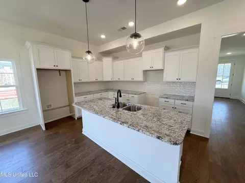 711 Wells Dr, Hernando, MS 38632 photo 11