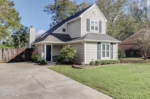 5 Oakmont Pl, Long Beach, MS 39560