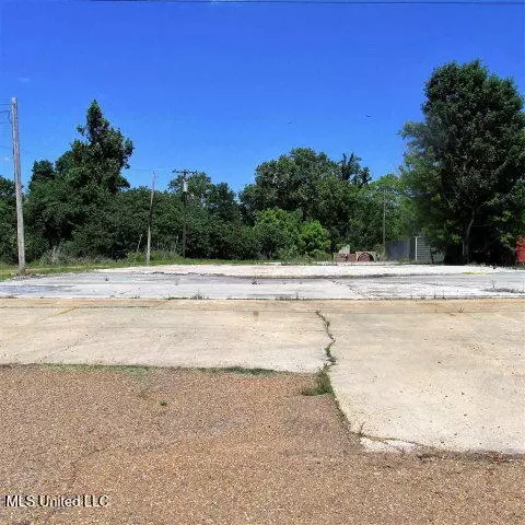 279 John R Junkin Dr, Natchez, MS 39120