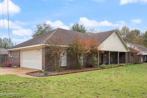 564 Glendale Rd, New Albany, MS 38652
