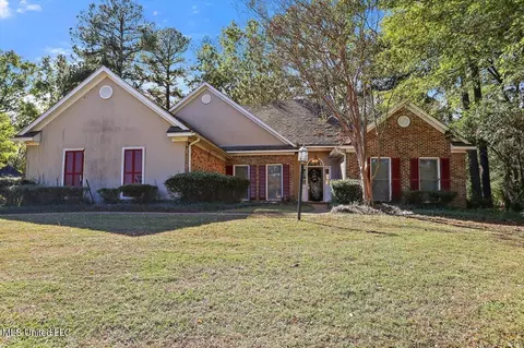 208 Paxton Cv, Madison, MS 39110
