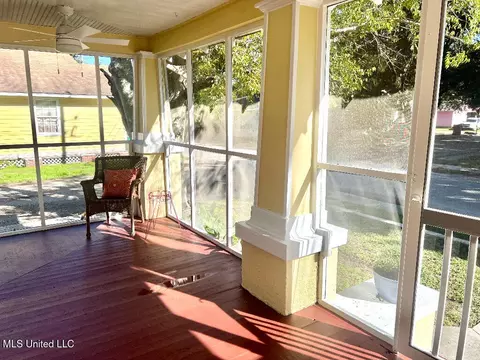 171 Lee St, Biloxi, MS 39530 photo 24