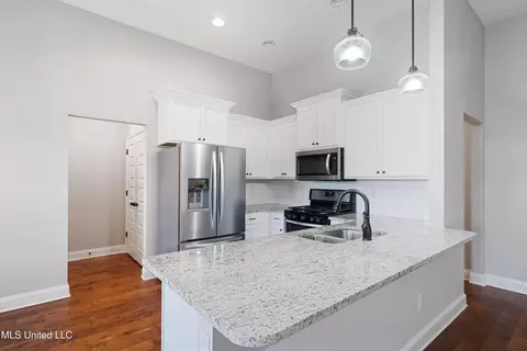 Kitchen - 1109 Peggy Cv, Hernando, MS 38632 photo 1 of 1
