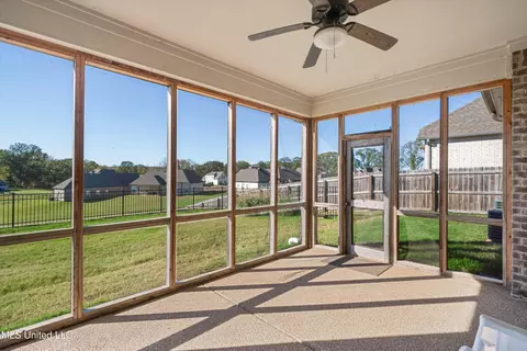 Exterior - 1109 Peggy Cv, Hernando, MS 38632 photo 3 of 4