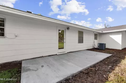 238 Bruin Ave, Pearl, MS 39208