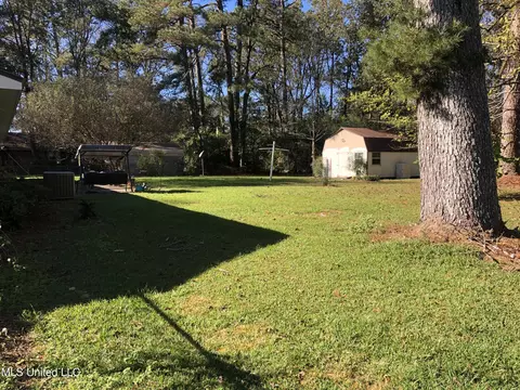 Exterior - 612 Mounger St, Forest, MS 39074 photo 2 of 7