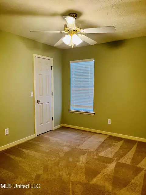 Bedroom - 2108 Meagan Dr, Byram, MS 39272 photo 4 of 6