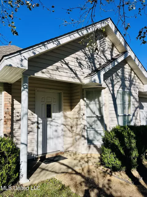 Exterior - 2108 Meagan Dr, Byram, MS 39272 photo 4 of 6