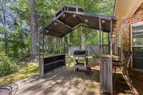 Exterior - 412 Dunlin Ct, Brandon, MS 39047 photo 4 of 6