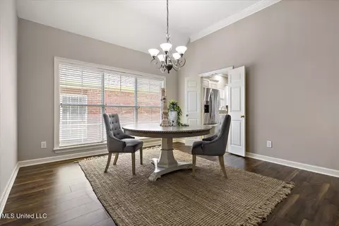 Dining - 412 Dunlin Ct, Brandon, MS 39047 photo 1 of 2