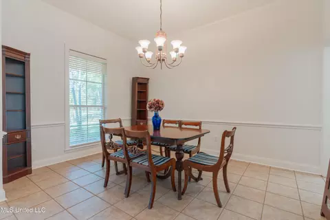 Dining - 710 Spears Trce, Raymond, MS 39154 photo 3 of 4