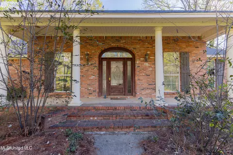 Exterior - 710 Spears Trce, Raymond, MS 39154 photo 5 of 23