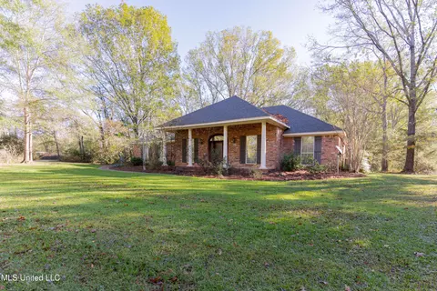 Exterior - 710 Spears Trce, Raymond, MS 39154 photo 3 of 23