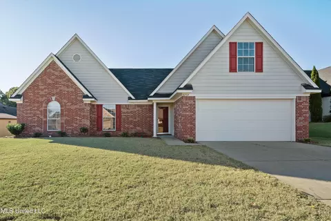 8259 Willow Dr, Southaven, MS 38671