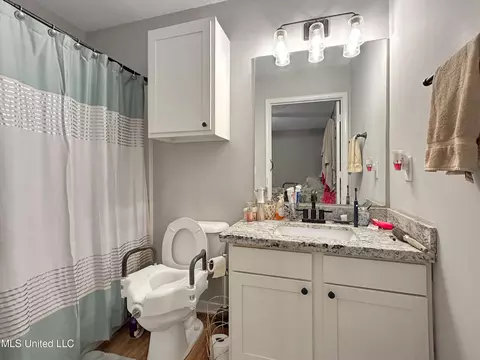 735 Whippoorwill Dr, Brandon, MS 39047 photo 9