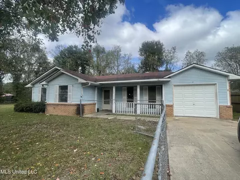 204 Lavelle Dr, Gulfport, MS 39503