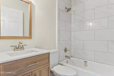 Bath - 640 S Mcgregor St, Wiggins, MS 39577 photo 1 of 4