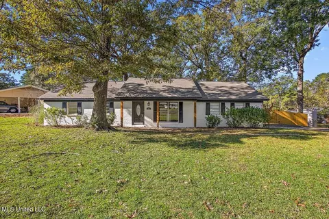 203 Bruin Avenue Ave, Pearl, MS 39208
