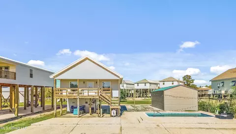 4050 Honshu St, Bay Saint Louis, MS 39520