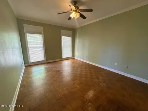 Living - 1458 Kristen Dr, Jackson, MS 39211 photo 2 of 3