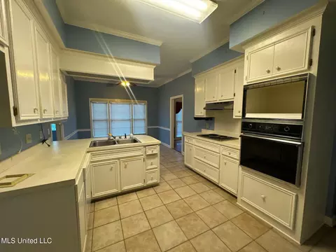 Kitchen - 1458 Kristen Dr, Jackson, MS 39211 photo 1 of 1