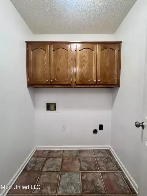 10202 Fox Run Dr, Olive Branch, MS 38654 photo 14