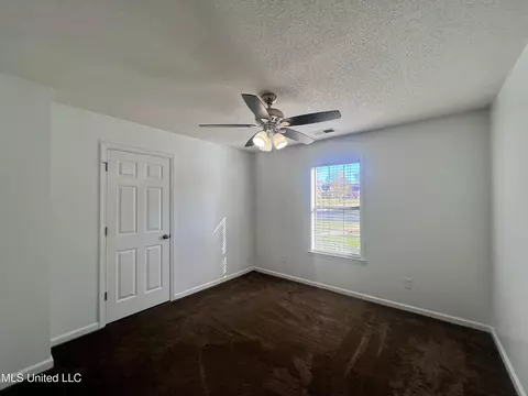 10202 Fox Run Dr, Olive Branch, MS 38654 photo 19