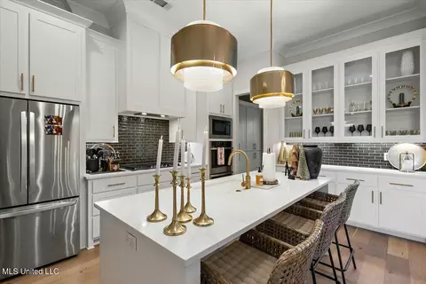 Kitchen - 201 Herons Bay Cir, Madison, MS 39110 photo 3 of 6