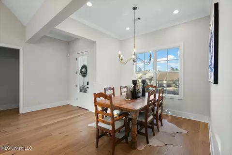 Dining - 201 Herons Bay Cir, Madison, MS 39110 photo 2 of 3