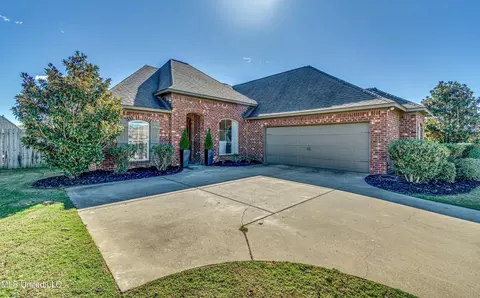 179 Rhodes Ln, Canton, MS 39046 photo 2