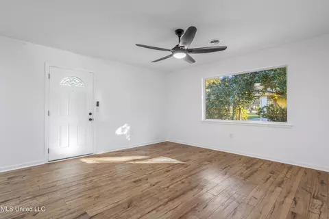 213 Clower Ave, Long Beach, MS 39560 photo 4
