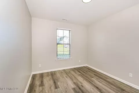 Bedroom - 1739 Linden Dr, Nesbit, MS 38651 photo 1 of 5