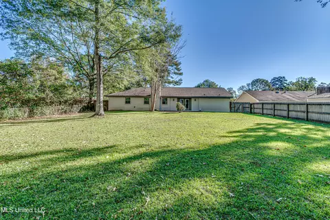 Exterior - 159 Post Hill Rd, Brandon, MS 39042 photo 4 of 5
