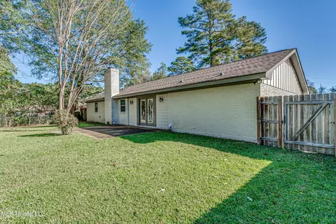 Exterior - 159 Post Hill Rd, Brandon, MS 39042 photo 3 of 5