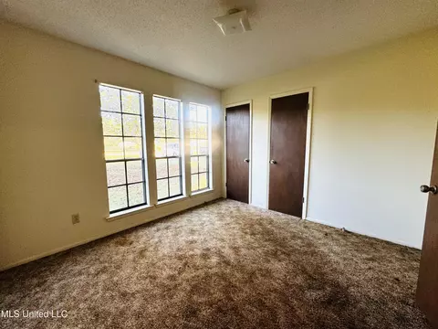 Bedroom - 11025 Valley Forge Rd, Moss Point, MS 39562 photo 2 of 3