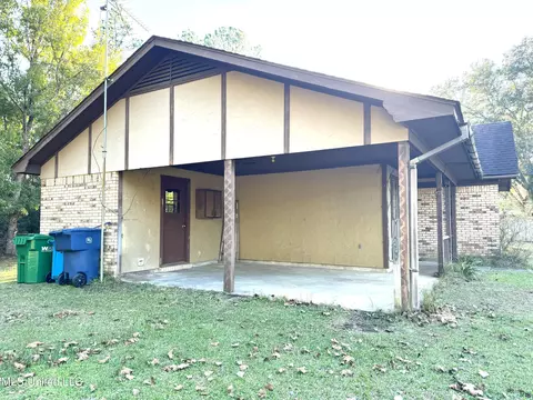Exterior - 11025 Valley Forge Rd, Moss Point, MS 39562 photo 4 of 7