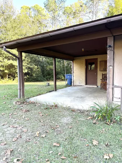 Exterior - 11025 Valley Forge Rd, Moss Point, MS 39562 photo 5 of 7
