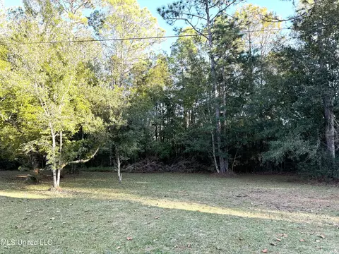 Exterior - 11025 Valley Forge Rd, Moss Point, MS 39562 photo 7 of 7