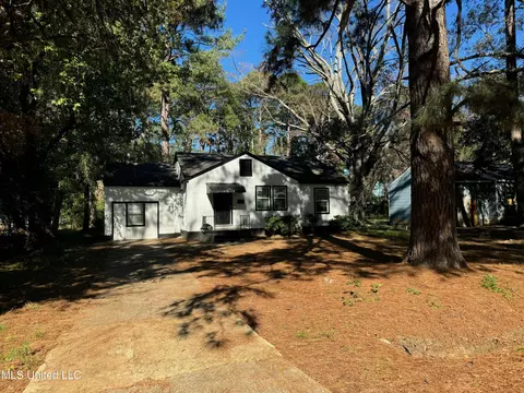 764 Broadmoor Dr, Jackson, MS 39206