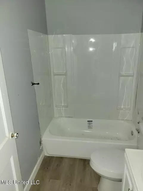 764 Broadmoor Dr, Jackson, MS 39206 photo 10