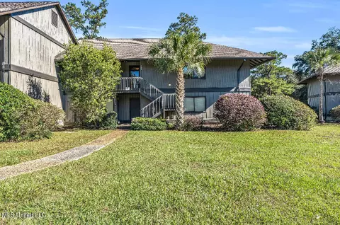 259 Lanai #R, Diamondhead, MS 39525