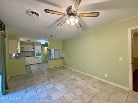 5327 Pine Lane Dr, Jackson, MS 39211 photo 11